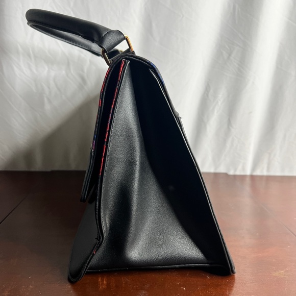 Purse from Just Fab! Never used bought and just never used it! - Picture 2 of 4